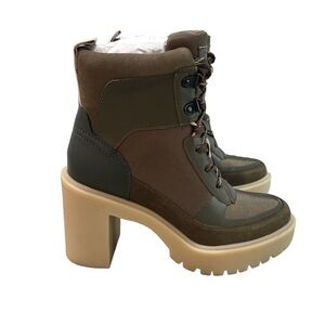 Dolce Vita Collin Lace-Up Lug-Sole Platform Booties Size 6 NIB